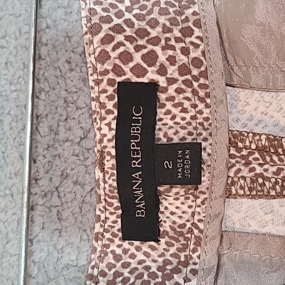 Banana Republic Cropped Avery Pants in Snake Print Size 2 SKU 0027 - Picture 6 of 8